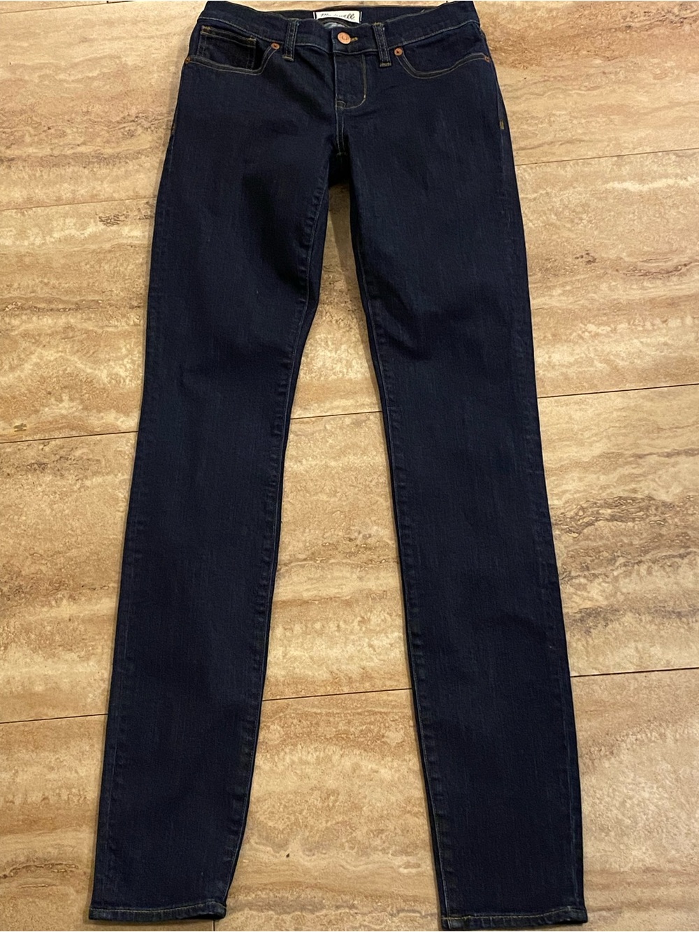 Madewell Dark Indigo Size 26x34 Mid-Rise Skinny Skinny Jeans